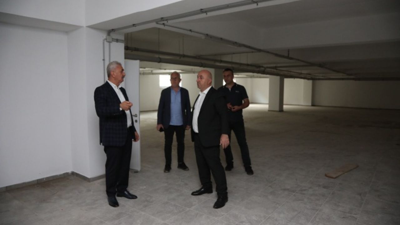 Bıyık ve Çiler hizmet kompleksini inceledi