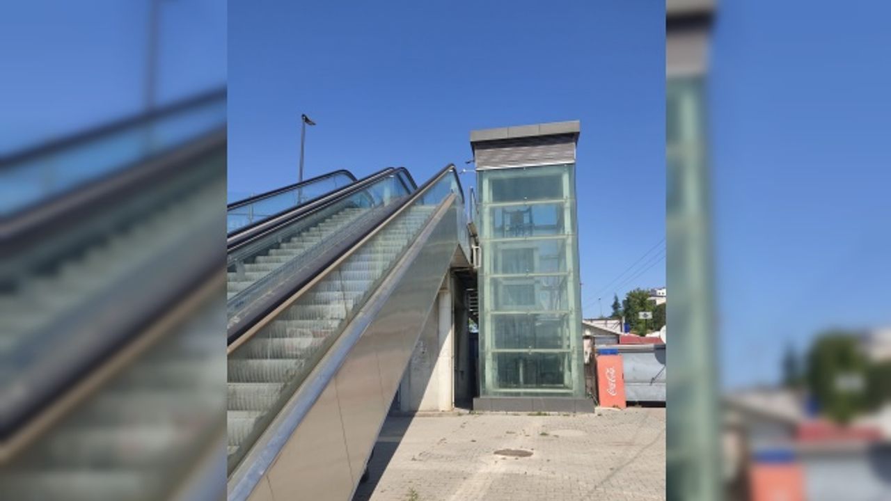 Çayırova’daki yürüyen merdivene motor tadilatı