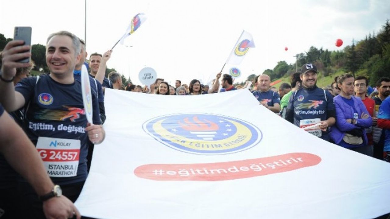 Türk Eğitim Derneği'nden 'adım adım' bağış rekoru