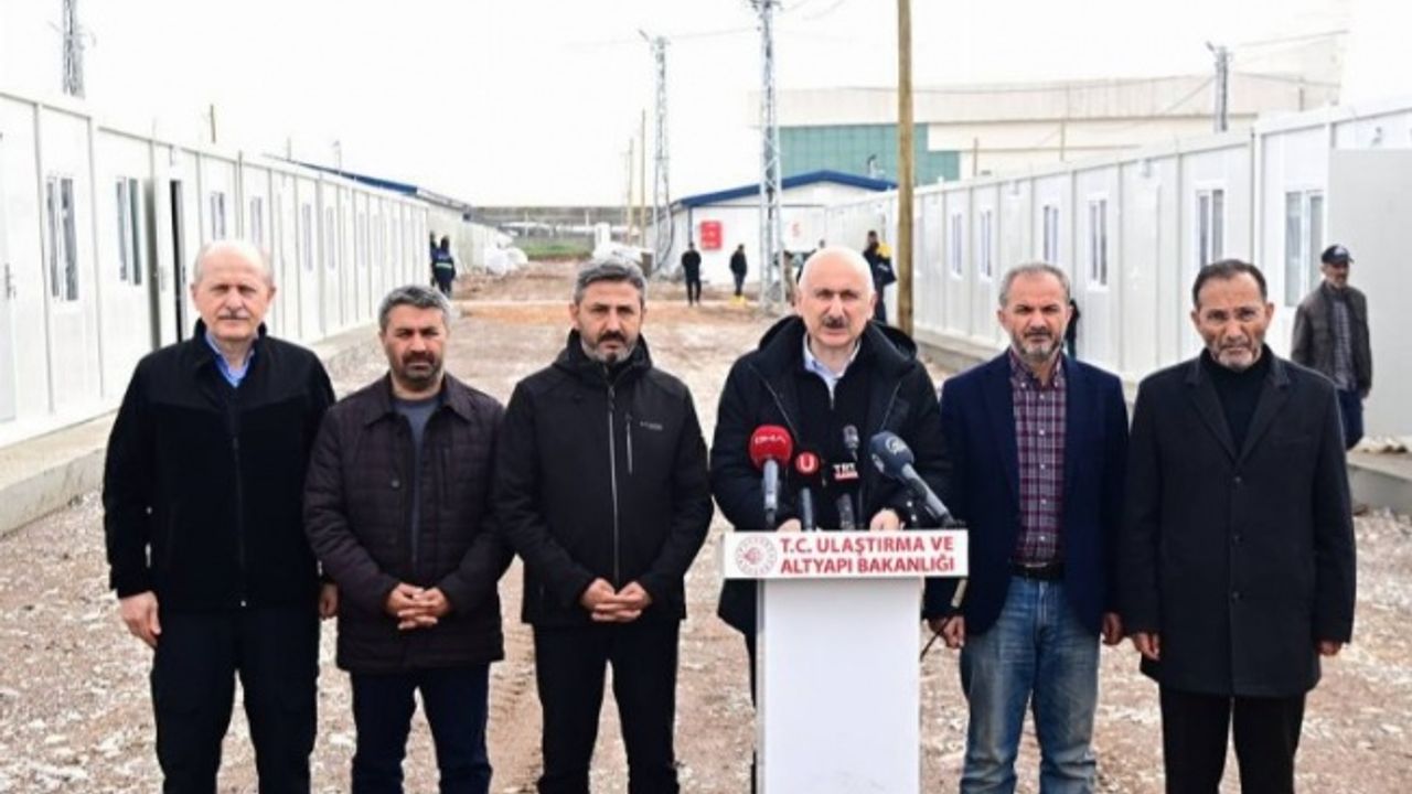 Adıyaman'da selde kaybolan 2 kişinin aranması sürüyor