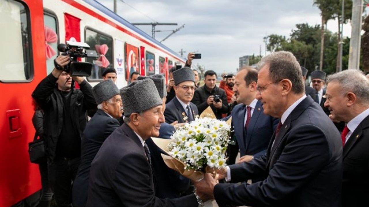 Atatürk’ün Mersin’e gelişinin 100. yıl dönümü törenle anıldı
