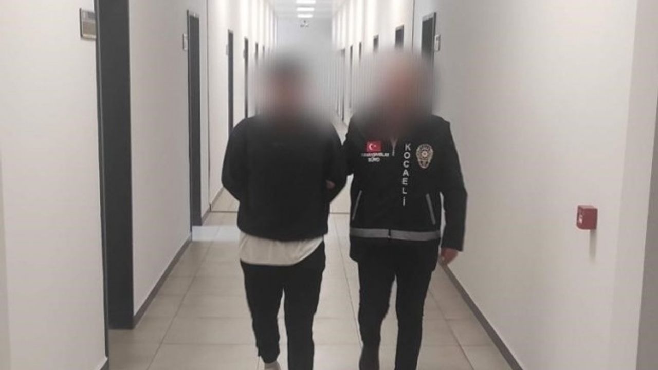 13 yıl 5 ay hapis cezasıyla aranıyordu