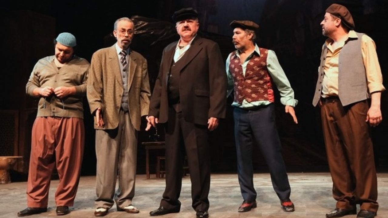 “Keşanlı Ali Destanı”  100'üncü oyunla AVP Sahnesinde