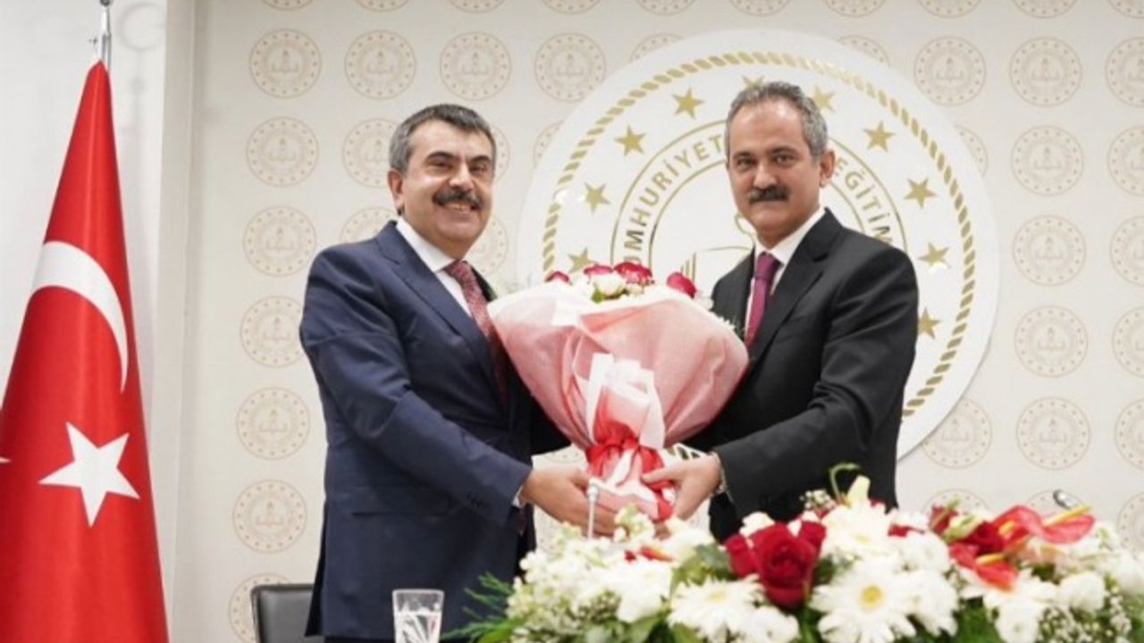 Milli Eğitim, Adalet, Ticaret ve Tarım'da devir teslimler tamamlandı