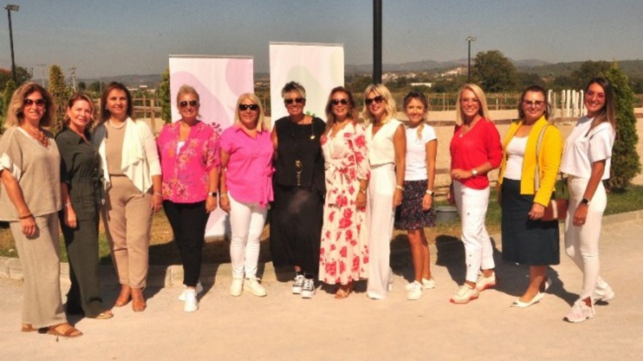 BUSADER'den yeni sezona renkli merhaba