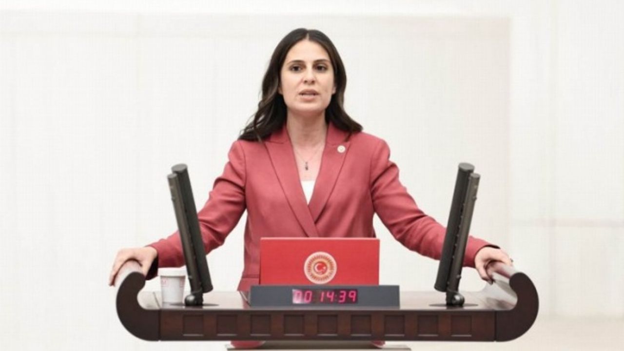 CHP'li Özcan: Tasarrufunuz çocukların lokmasından kısmak mı?