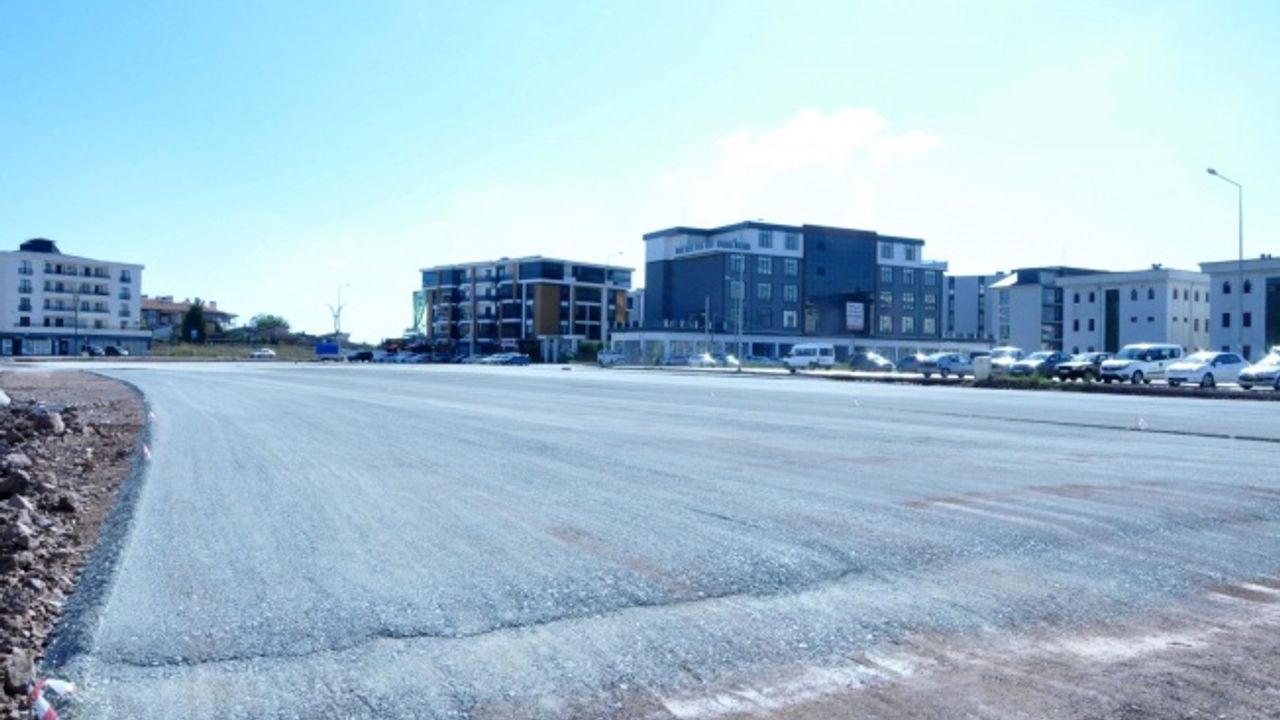 Kartepe Kent Meydanına 446 araçlık otopark