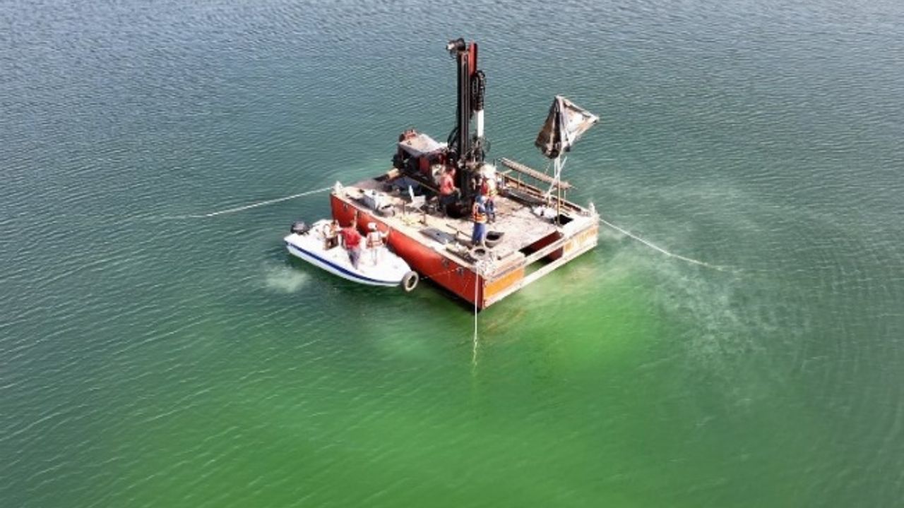 Türkiye'de bir ilk; Yüzer GES dönemi başlıyor