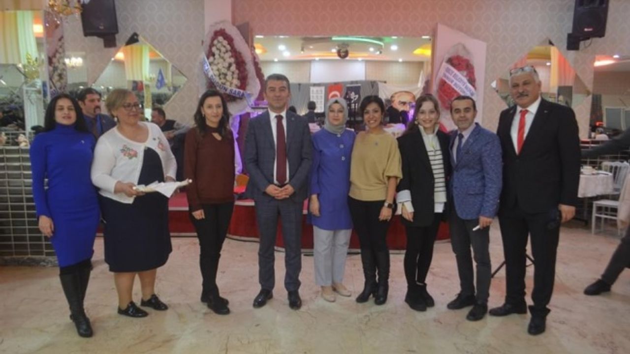 Hürriyetçi Eğitim Sen'den 24 Kasım Etkinliği