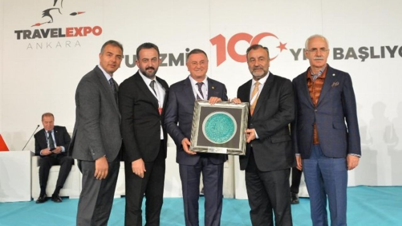 İzmir Karşıyaka'dan Hatay'a moral gecesi