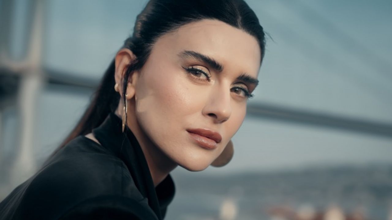 Canan Çal'dan 2024 model ayağında kundura