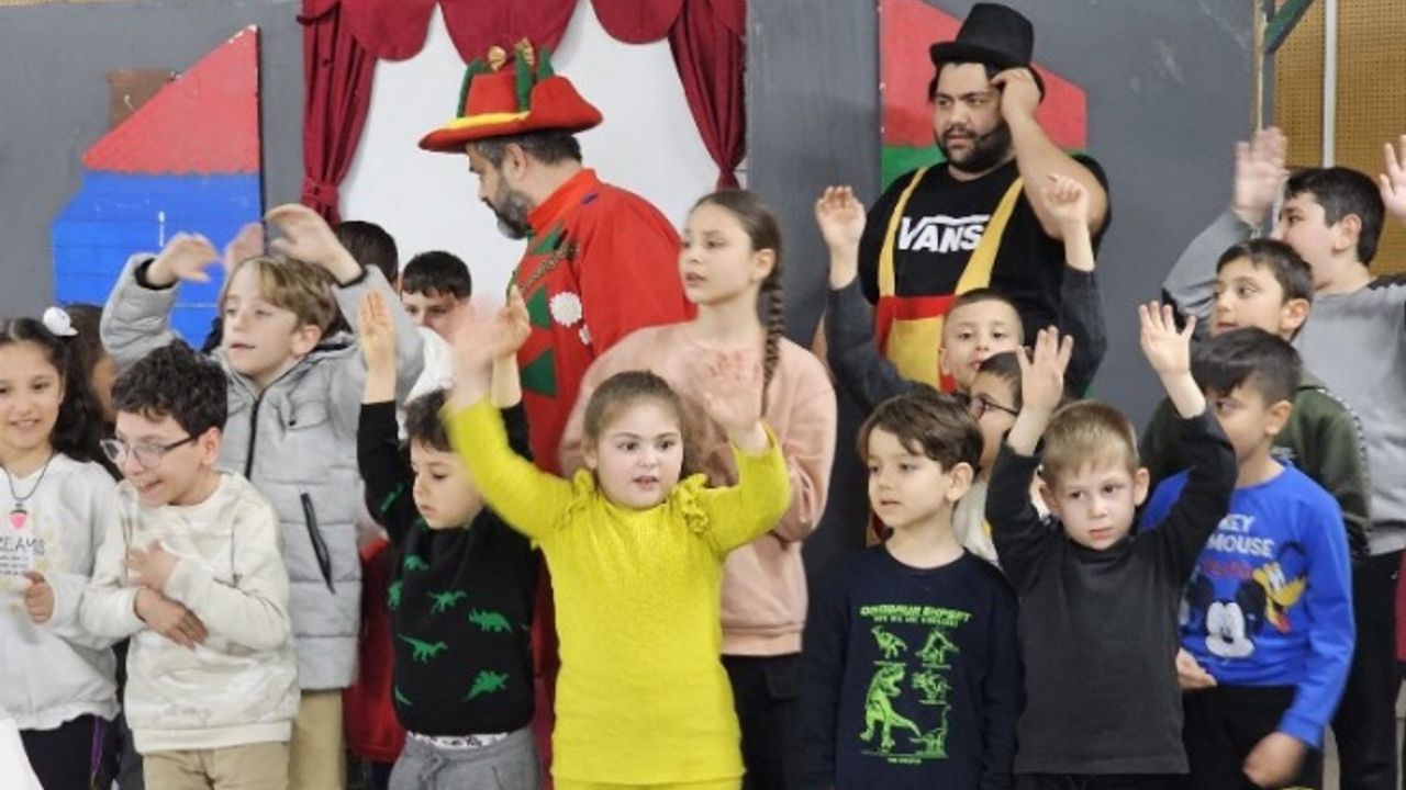 Şirinköy'de geleneksel ramazan akşamı çocuk şenliği coşkusu