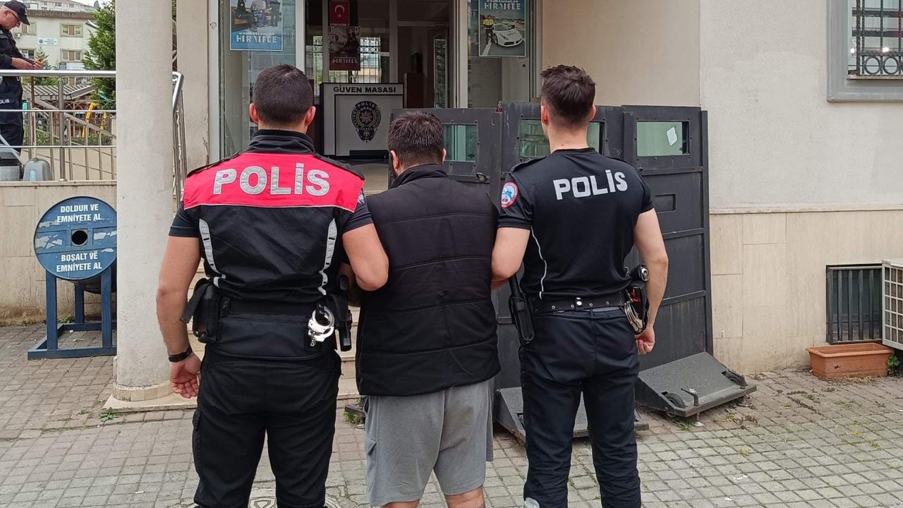 27 yıl hapis cezasıyla aranıyordu