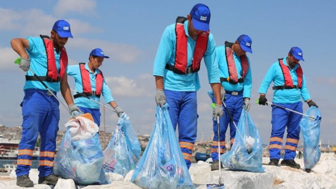 İstanbul'da bayram tatilinde 1.440 ton çöp toplandı