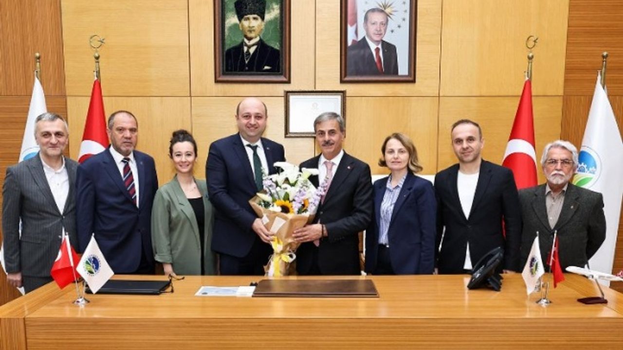 Sakarya'da Başkan Alemdar'a ziyaretler sürüyor