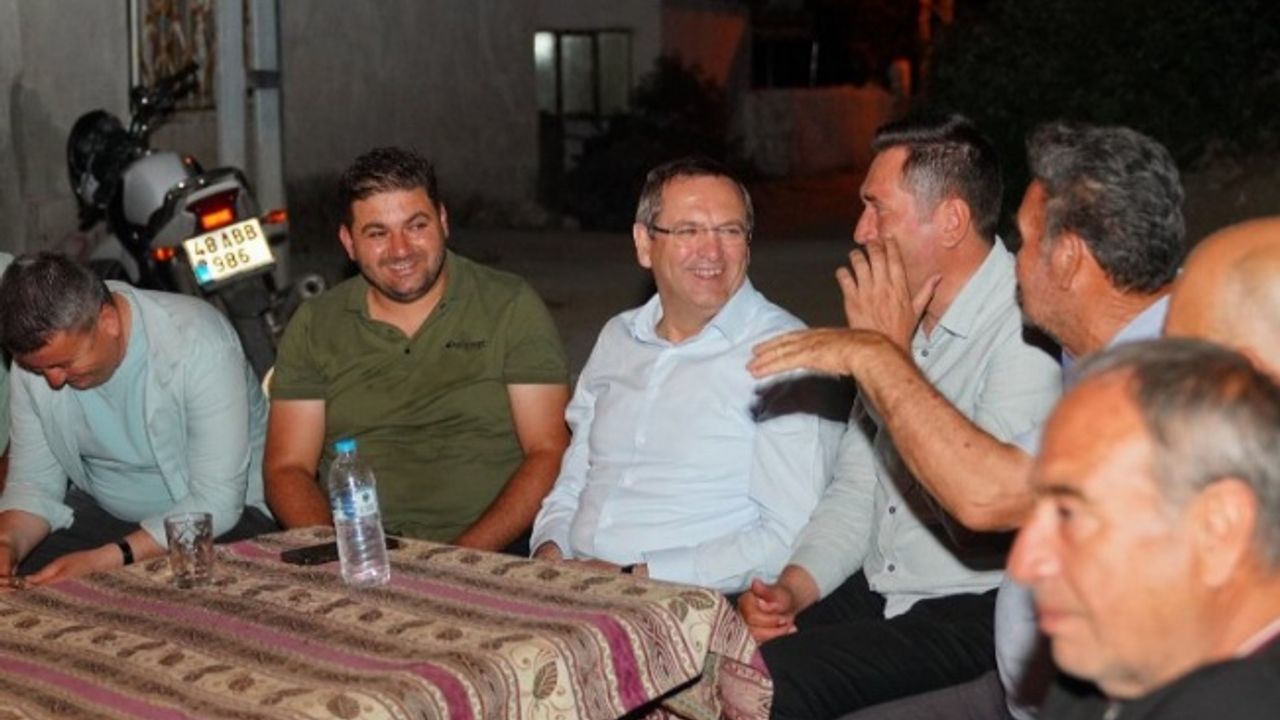 Ayvalık'ın köylerinde Başkan Ergin'e sıcak karşılama