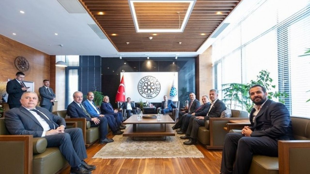 Başkan Büyükkılıç, dijital dönüşüm ile ilgili projelerini anlattı