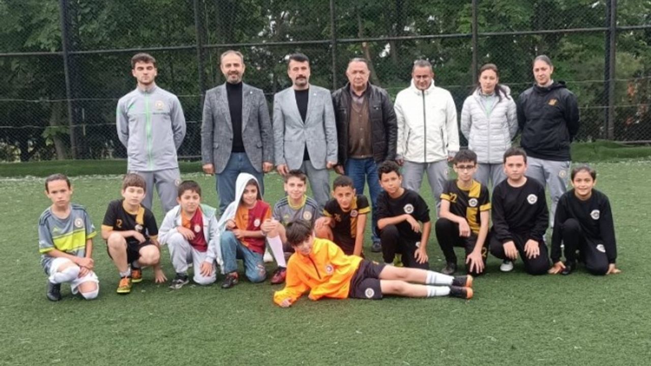 Bursa dağ yöresinde geleceğin futbolcuları yetişiyor