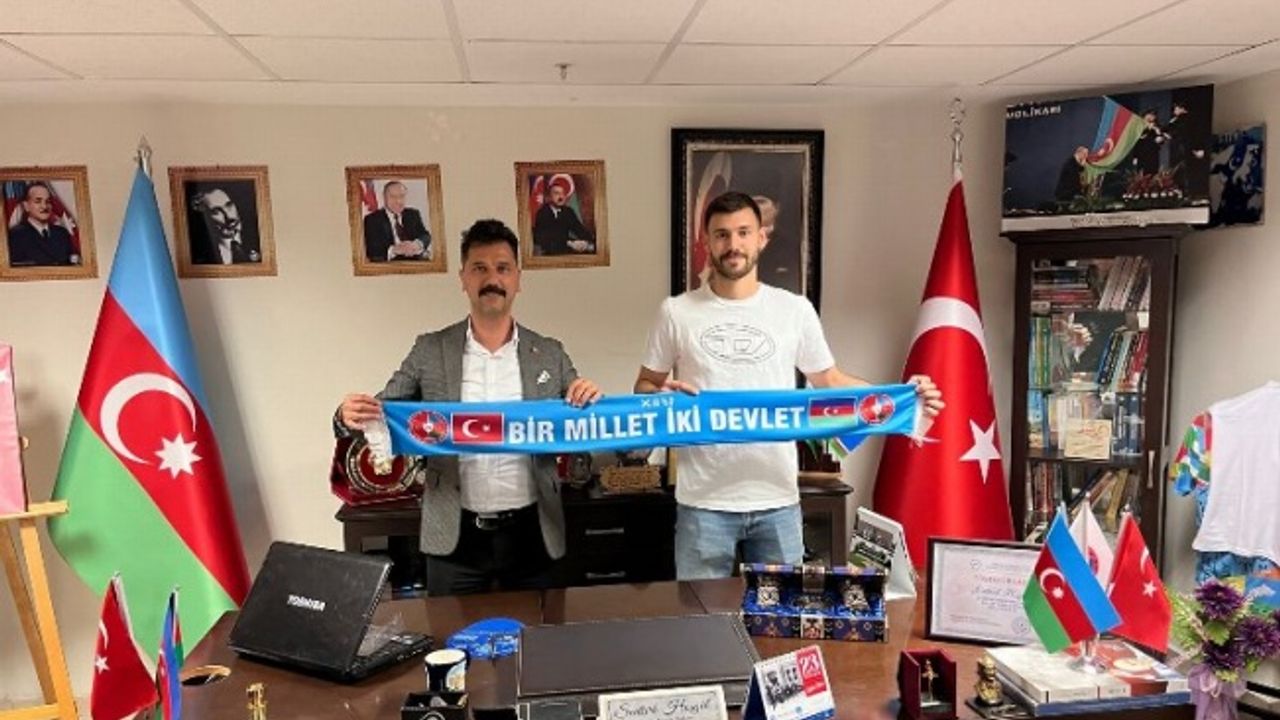 Sertan Tashkin Manisa Azerbaycan Kültür ve Dayanışma Derneğini ziyaret etti