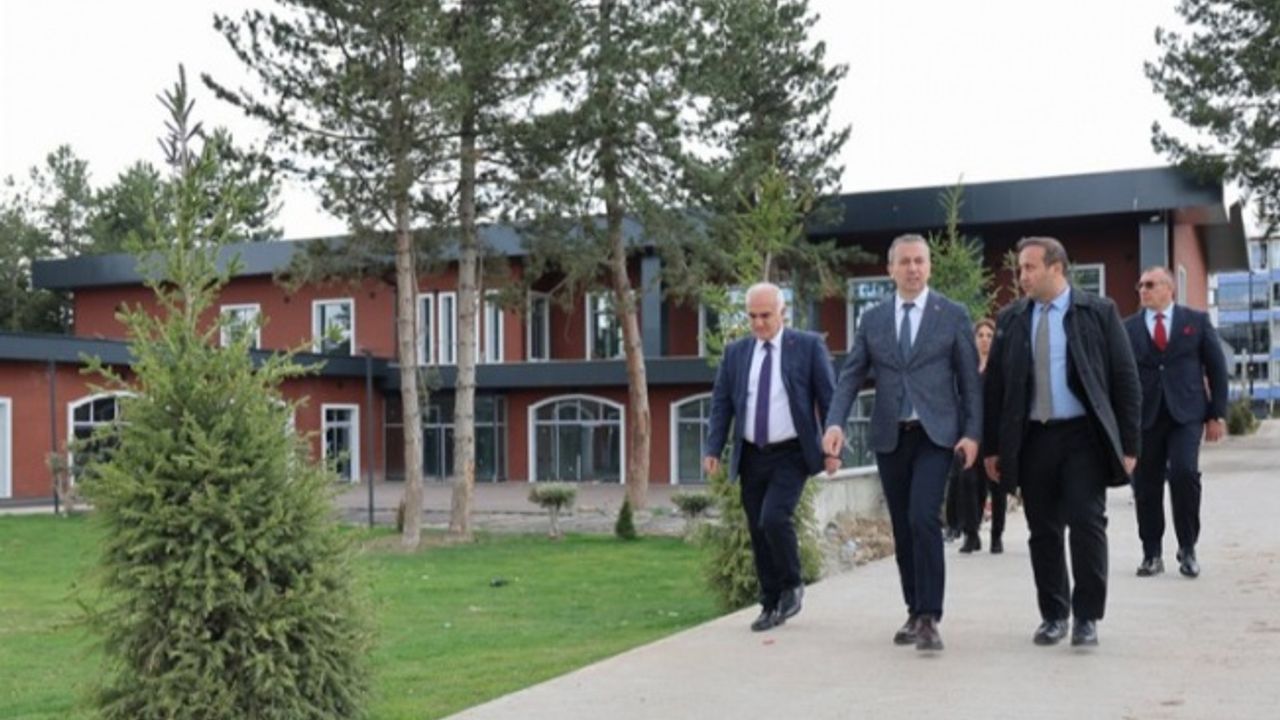 Sivas'ın yeni Millet Bahçesi'nde sona doğru