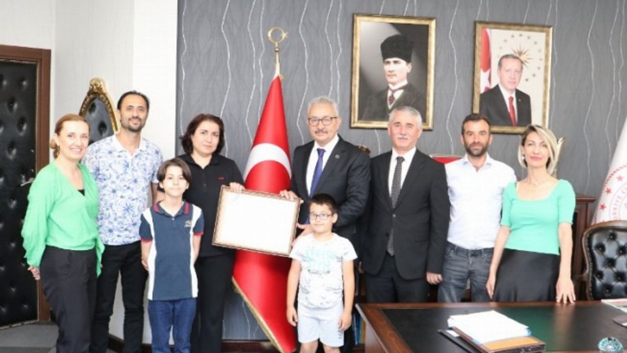 Kocaeli Körfez'e MEB'den 'çevre' beratı