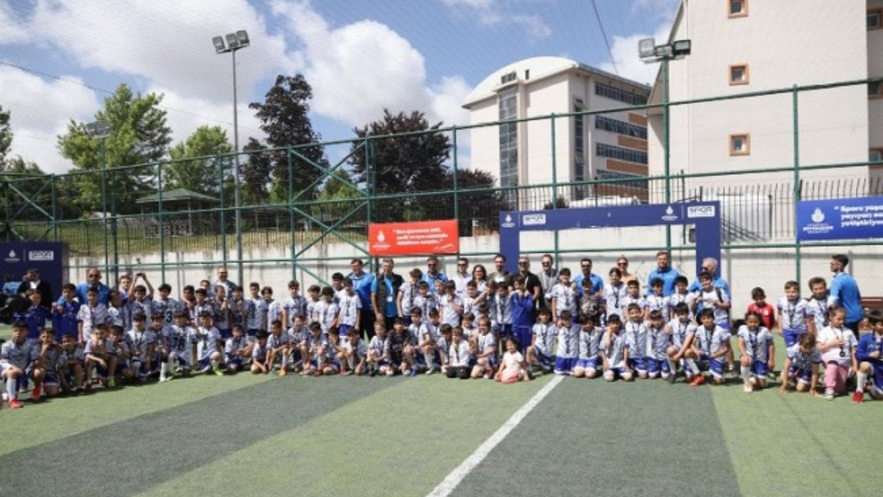 Spor İstanbul’dan kulüplere 33 sporcu daha