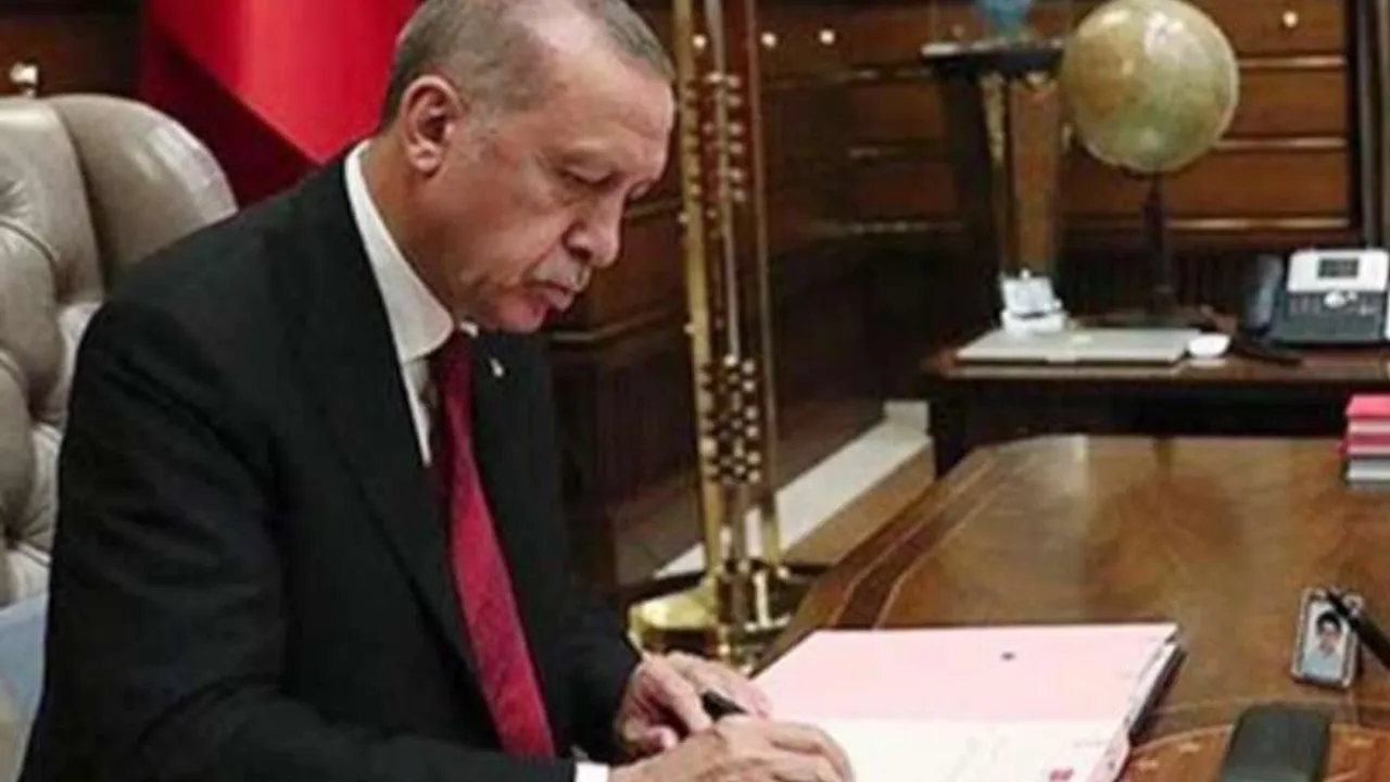 YAŞ ve görevden alma kararları 'Resmi'leşti