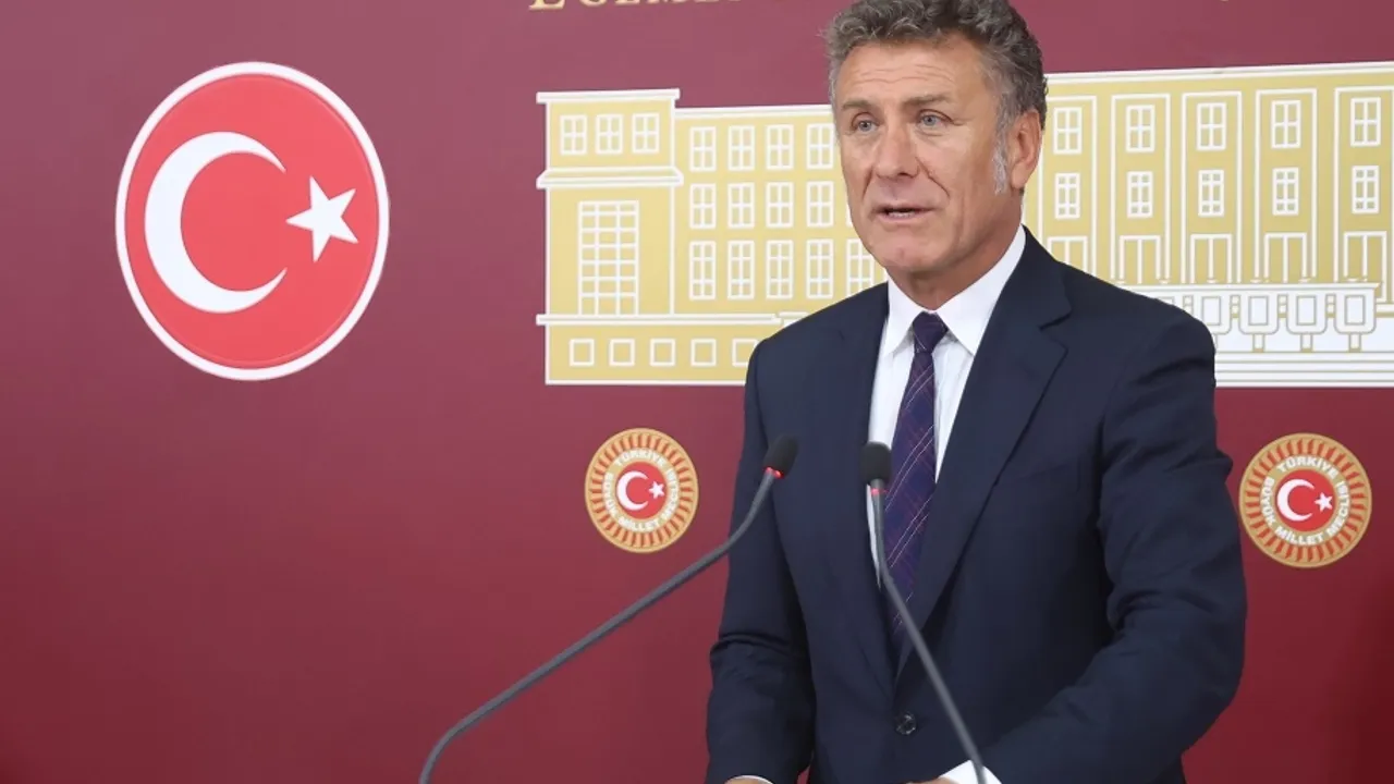 CHP'li Sarıbal: Ayçiçeğinde hem rekolte, hem alım fiyatları düşük!