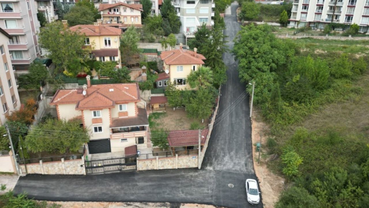 İzmit Belediyesi Orhan Mahallesindeki asfalt çalışmasını tamamladı
