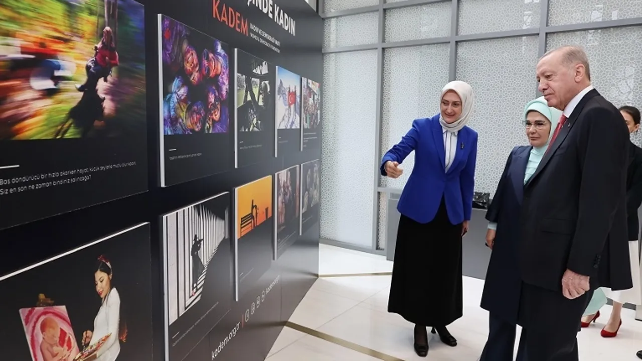 New York'ta Erdoğan çifti KADEM’in sergisini gezdi