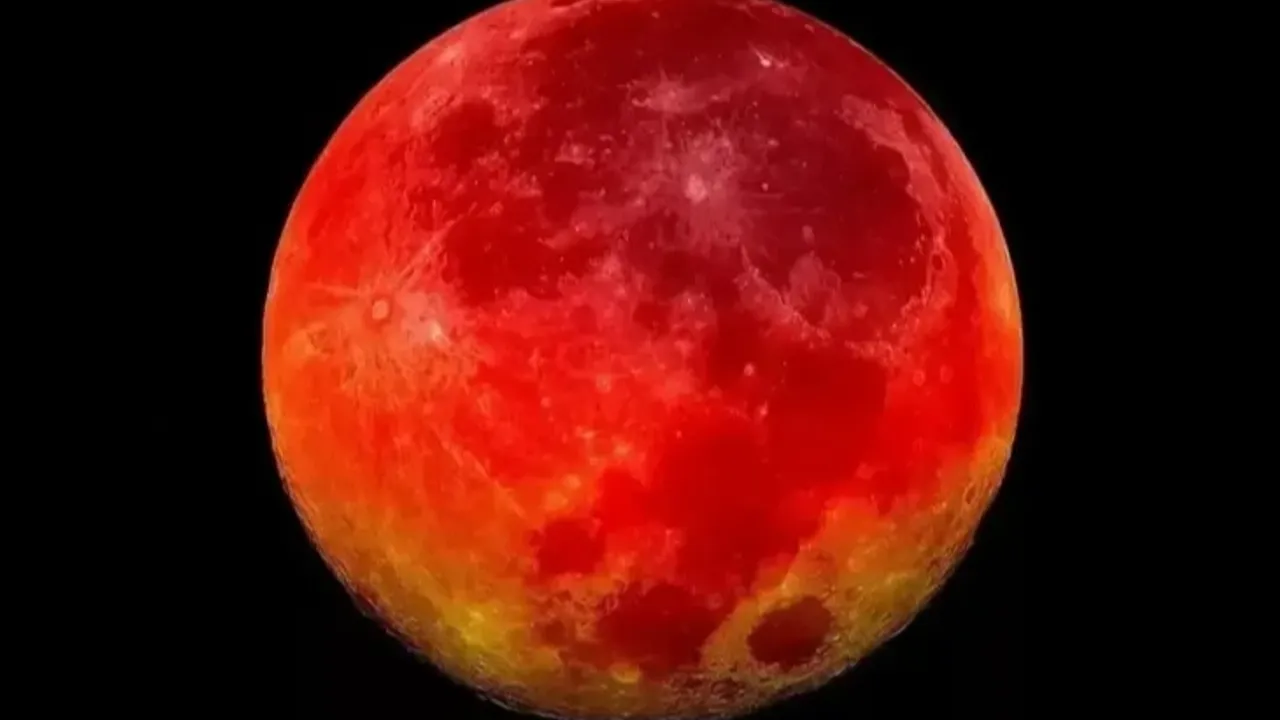 Süper Kanlı Ay Tutulması burçları nasıl etkileyecek? Astrolog Evrim Seda uyardı
