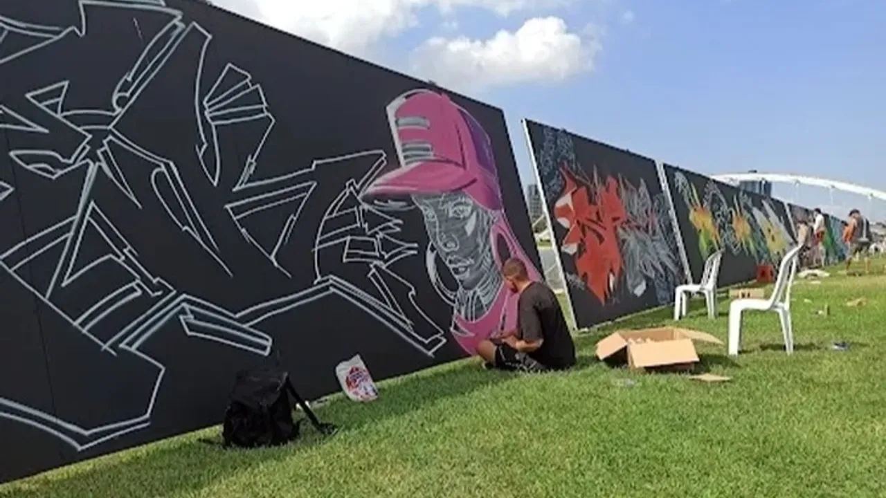 Türkiye'nin en büyük graffiti şenliği Bursa'da başladı