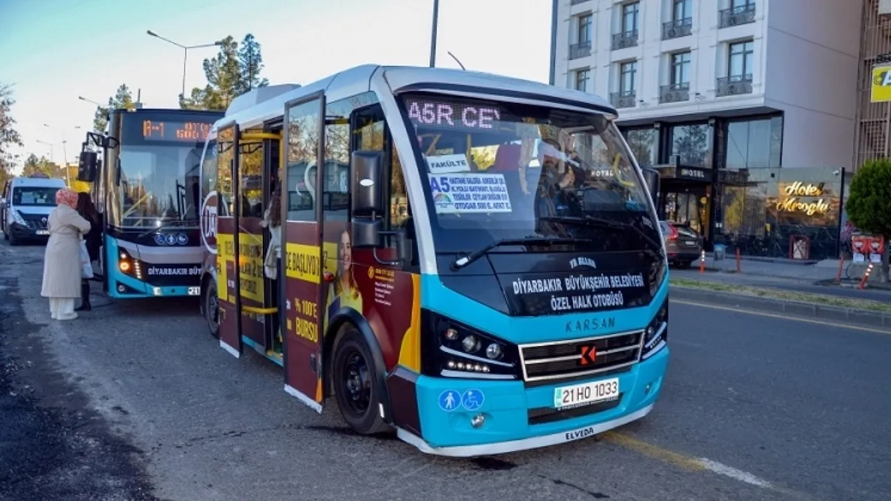 Diyarbakır'da ücretsiz kartlılar Özel Halk Otobüsleri’ne binebilecek