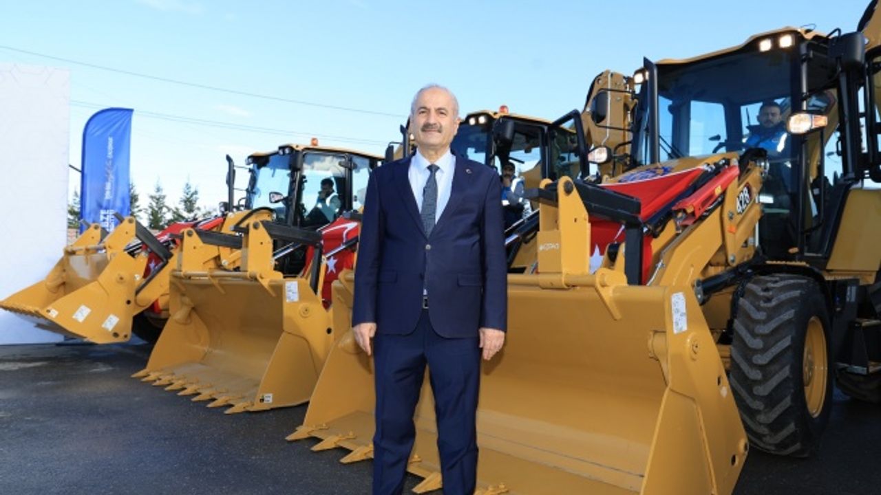 Gebze Belediyesine 13 yeni iş makinası!