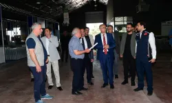 Başkan Er, fuarda incelemelerde bulundu