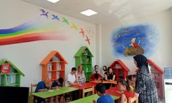Özel çocuklar İZGİM’de kitaplarla ve el sanatlarıyla tanıştı