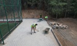 Park ve Bahçeler Ekiplerinden Çevre Düzenlemesi