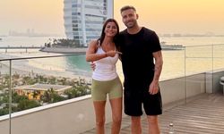 Ece Vahapoğlu’ndan İngiliz Futbolcuya Yoga Dersi