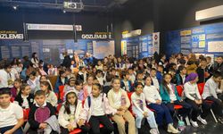 Öğrenciler depremi simülasyonla deneyimledi