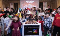 LÖSEV’den lösemili çocuklara yılbaşı partisi