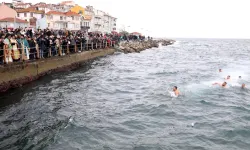 Mudanya Tirilye'de denizden haç çıkarma töreni yapıldı