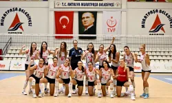 Antalya Muratpaşa Belediyespor çıkışta