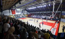 Lider Sakarya, taraftarı önünde Kütahya BSK'ı ağırlayacak