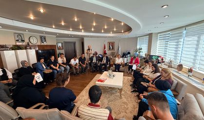 İzmit'te halk buluşmaları davam ediyor