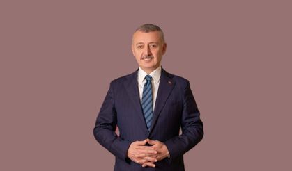 Büyükakın okula yeni başlayan minikleri unutmadı