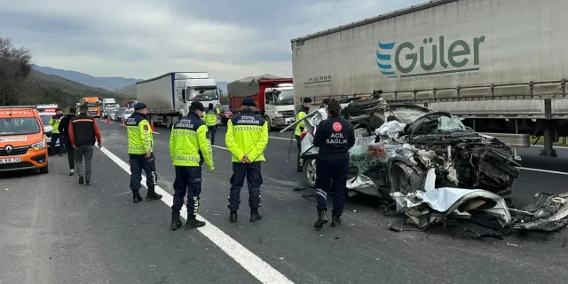 Düzce'de otoyolda feci kaza: 1 ölü, 1 yaralı