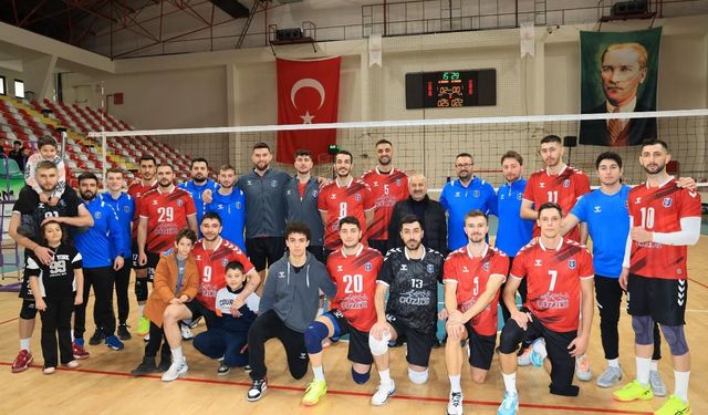 Gebze Voleybol Takımı 3-0 Galip