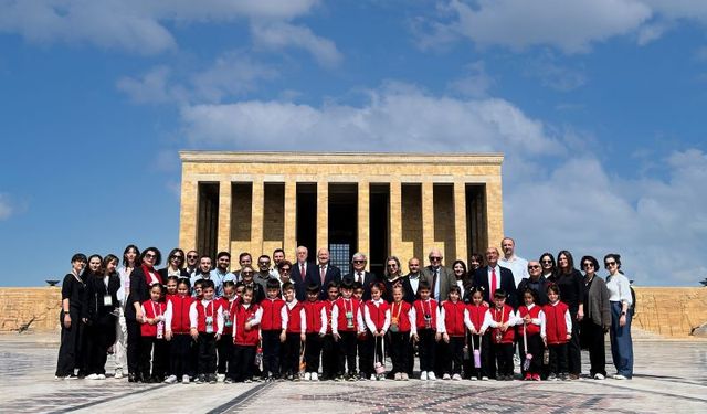 TEGV’den 30’uncu yılında Anıtkabir ziyareti