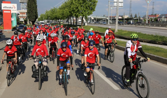 Kocaeli'de pedallar 19 Mayıs ruhu ile çevrildi