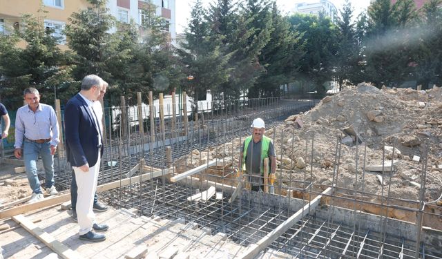 e-sınav merkezi ve santral binası inşaatlarını inceledi